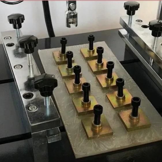 1705893832348850.png 8砂漿強度拉拔試驗機 電子粘接強度拉拔力檢測儀1.png